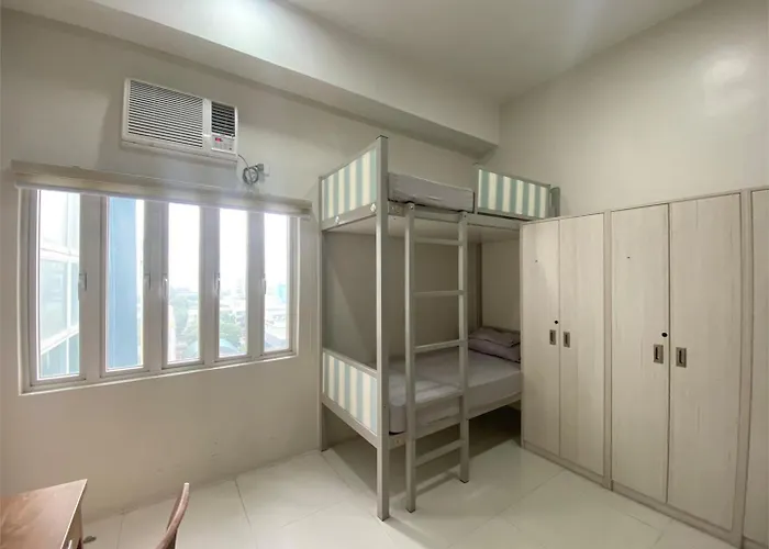 Uhome Lacson 3* マニラ市