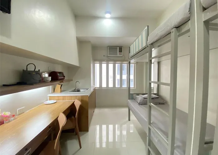 Uhome Lacson 3*
