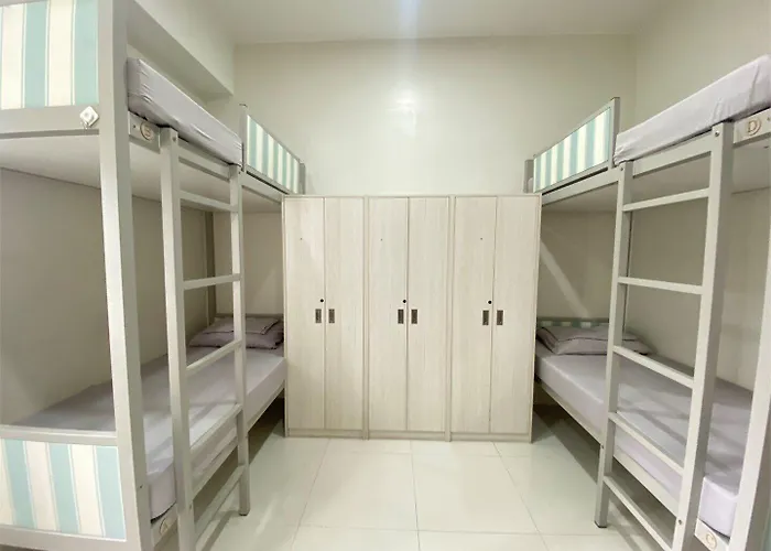 Uhome Lacson